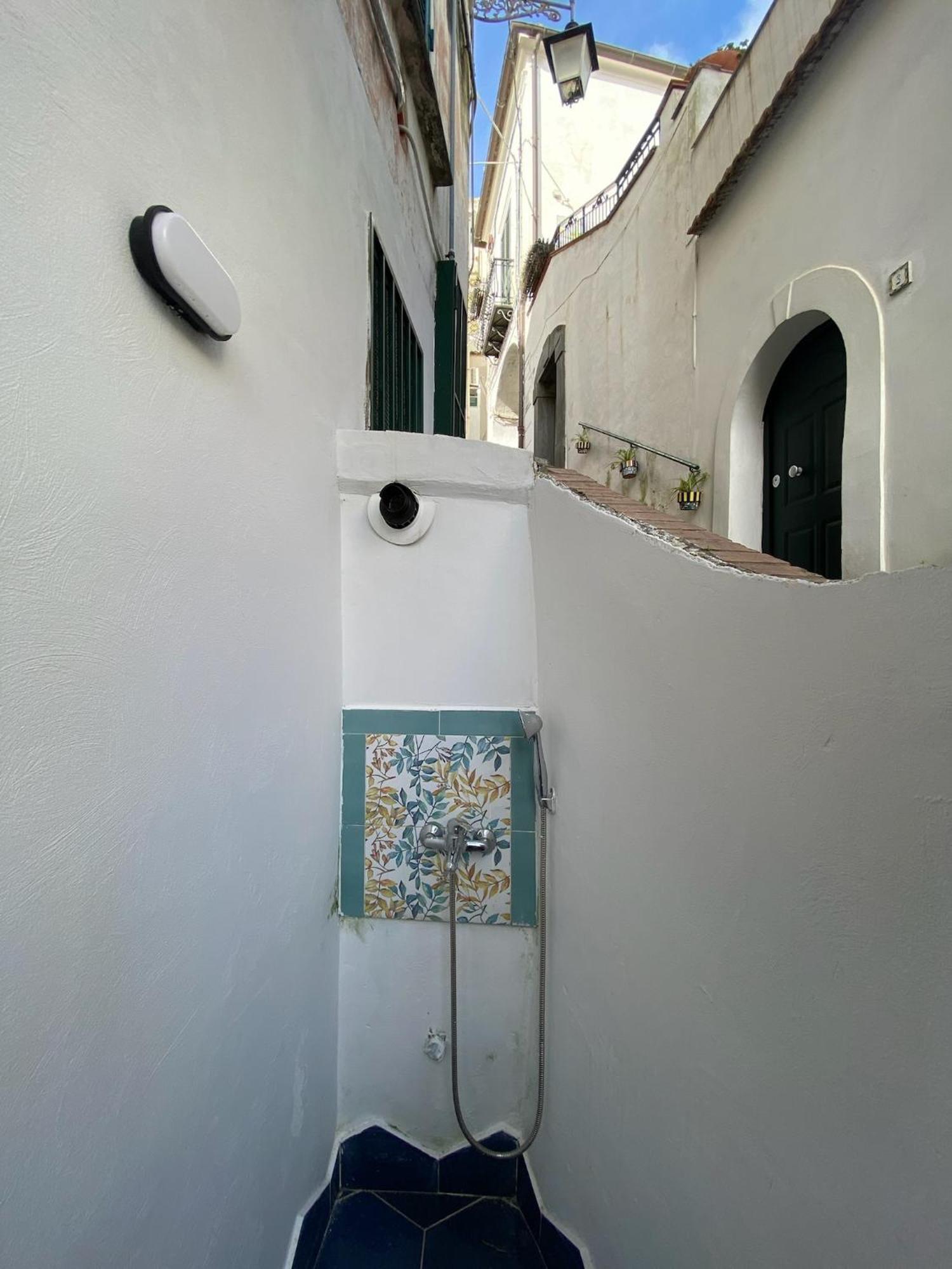 Casa Vacanza: The Wind Rose Vietri 外观 照片